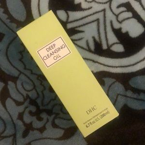 DHC deep cleansing oil